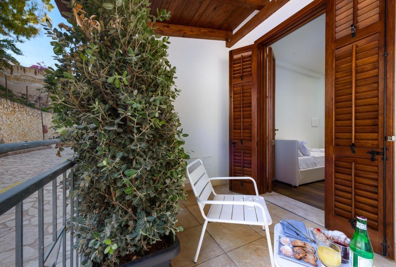 Albergo Auralba Σαν Βίτο λο Κάπο Εξωτερικό φωτογραφία